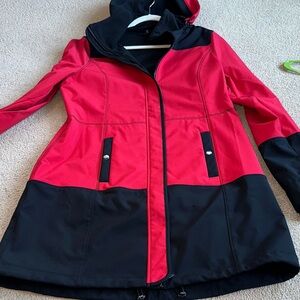 BYLSYE hooded rain coat